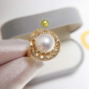 Pearl ring