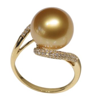 Pearl and Diamond Aria Ring