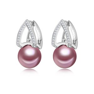 Diamantbesetzte Muschelperlen-Ohrringe